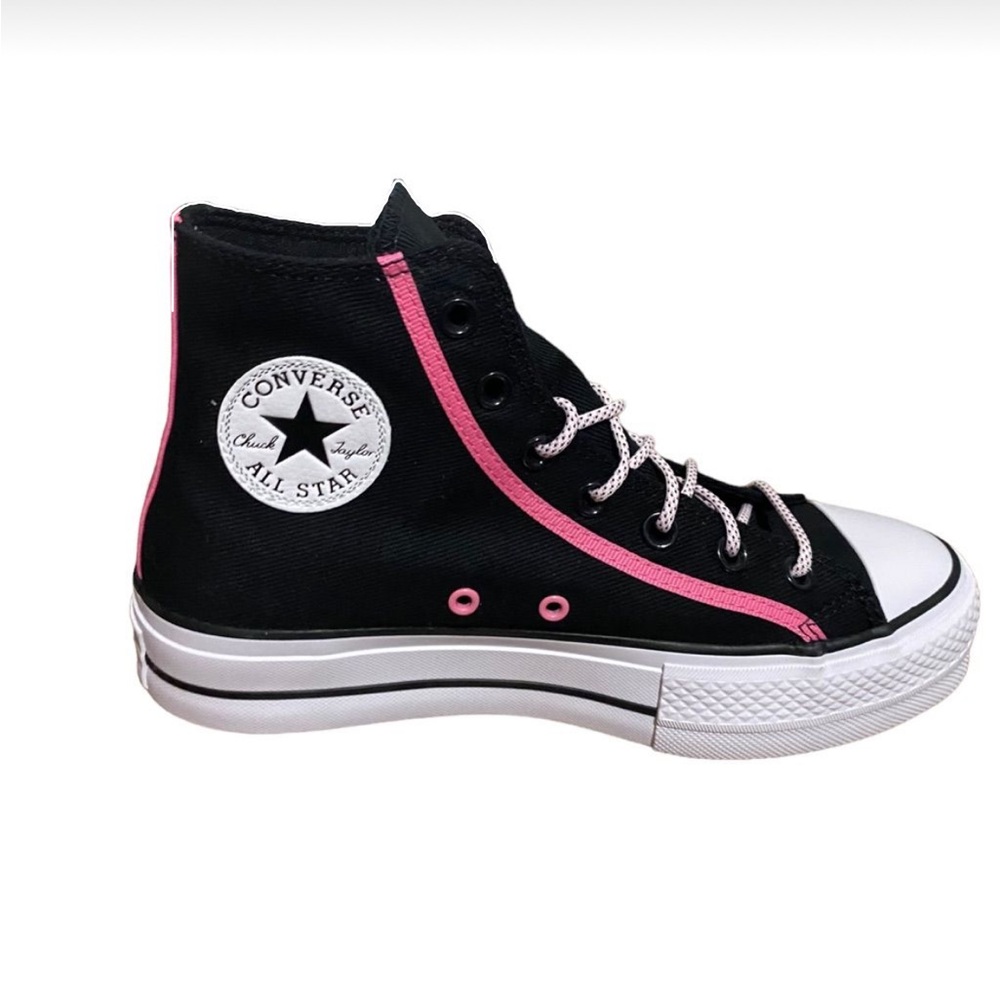 Converse Platform High Top Chuck Taylor Size 10.5